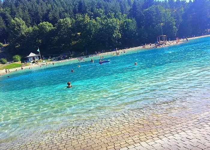 Les Glycines, Au Calme Dans Batisse De Maitre Proche Du Centre Parking Gratuit * Digne-les-Bains