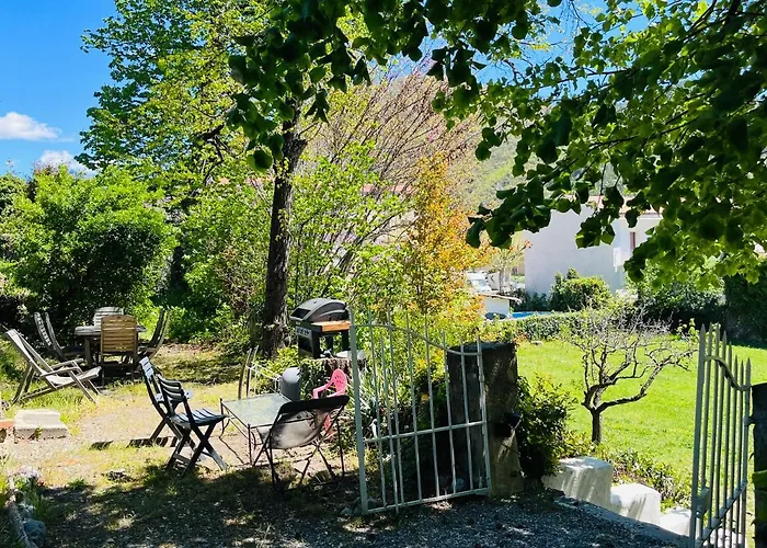 Les Glycines, Au Calme Dans Bâtisse De Maître Proche Du Centre Parking Gratuit Digne-les-Bains